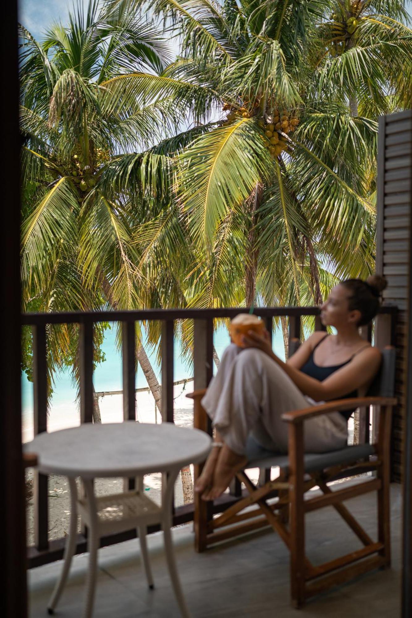Thundi Village & Spa Maalhos  Екстериор снимка